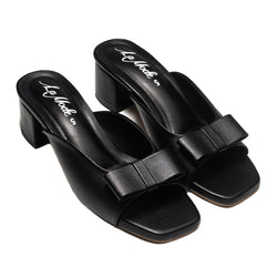 Charme Cara Black