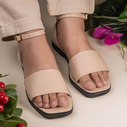 Mindy Molly Cream