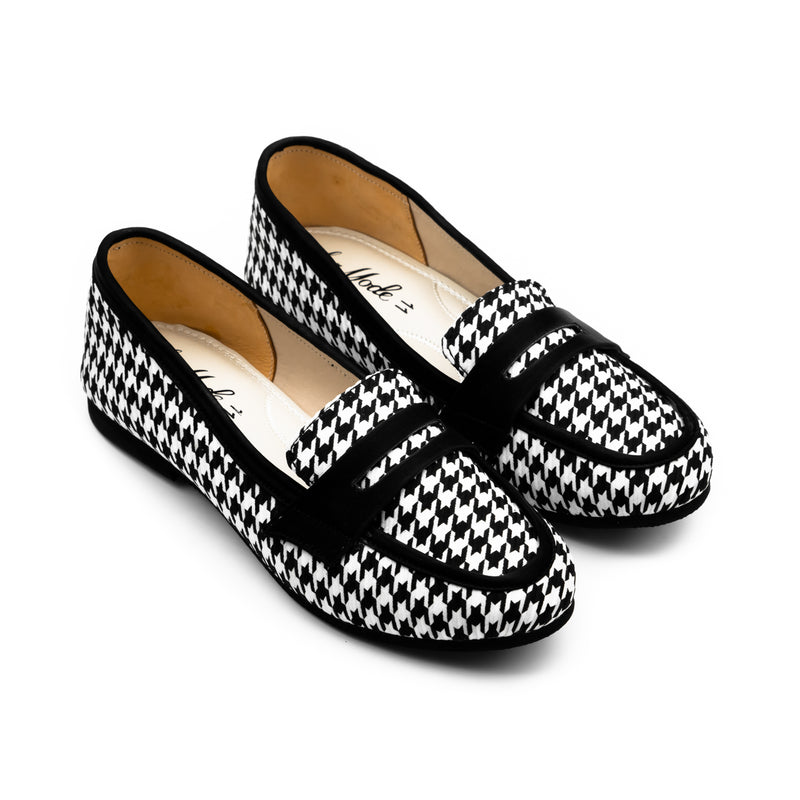 Hather Harrisford Houndstooth