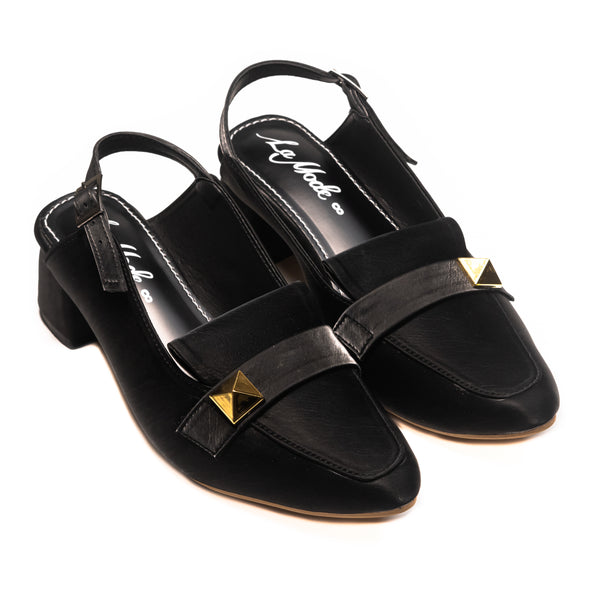 Emilia Iris Black
