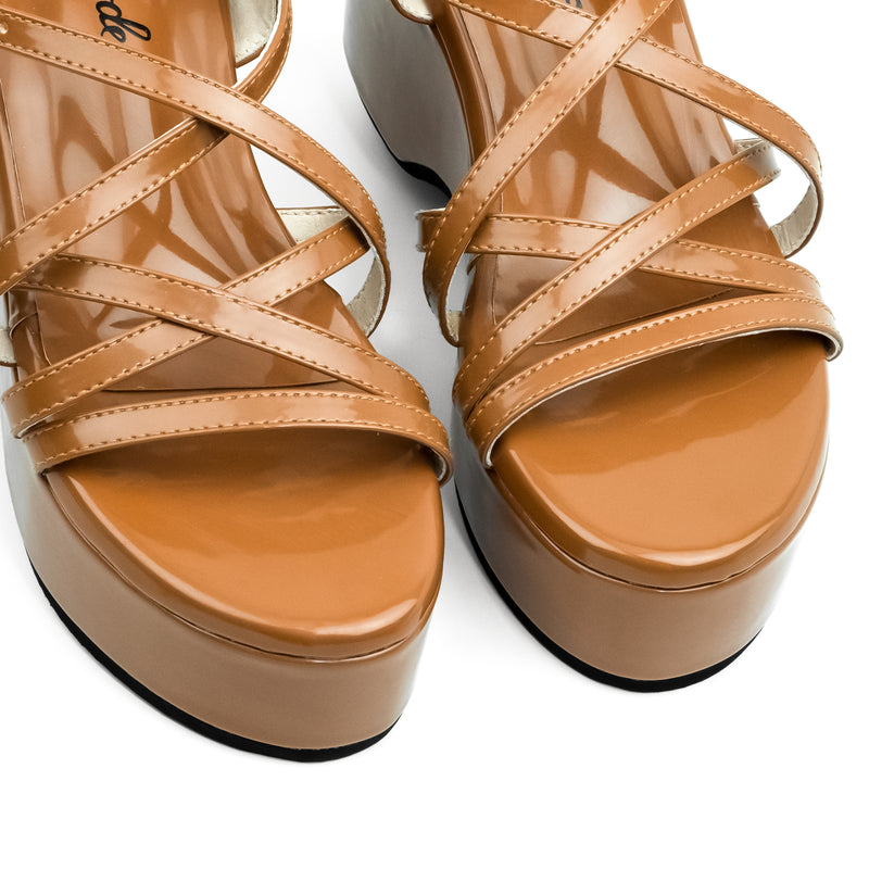 Chinese Laundry Teaser Platform Sandal in Natural | Lyst