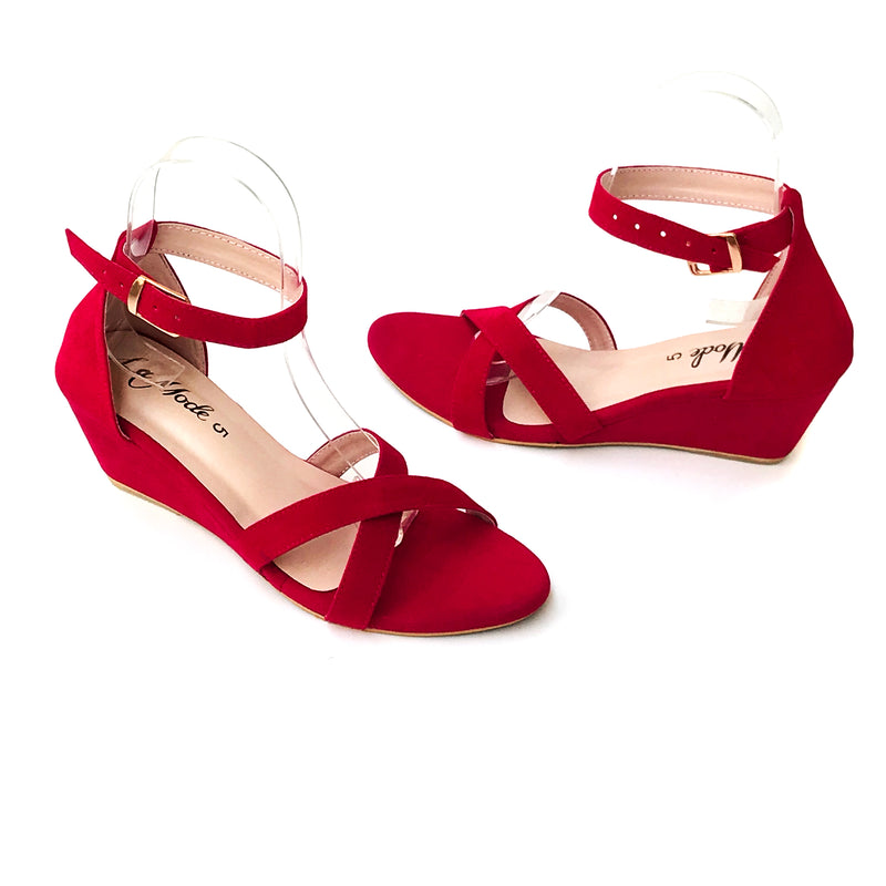 Teylie- Red